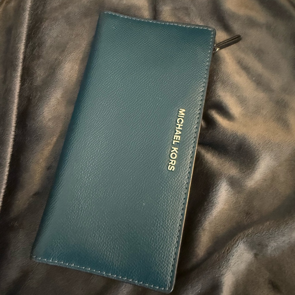 Michael Kors Teal Wallet
